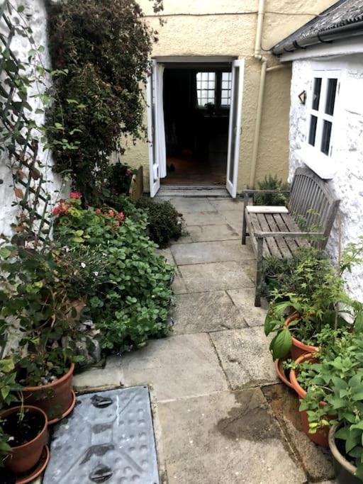 Lyme Clifftop Hideaway Lyme Regis Esterno foto